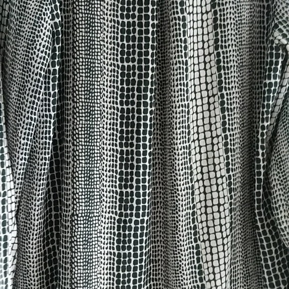 NWT beautiful blouse long sleeve - Picture 6 of 8